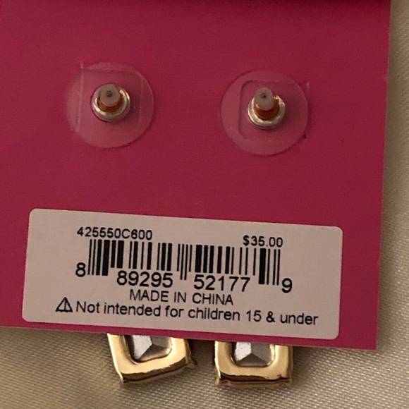 Betsey Johnson Gold Tone Snowflake & Red Square Crystal Drop Earrings NWT - Picture 8 of 9